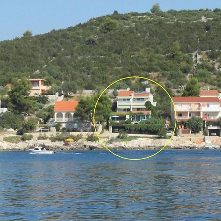 Apartments Tonka Vinišće Exterior foto
